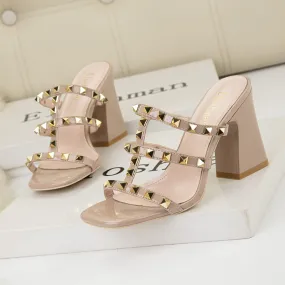 Begonia Square Heel Rivets Sandals