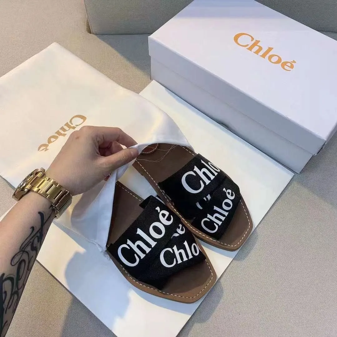 CHL Canvas Logo Embroidered Ribbon Flat Sandals