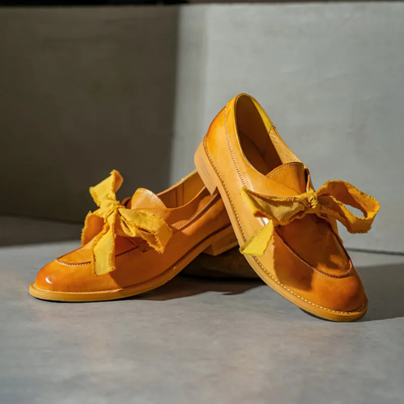 Classic British Style Round Toe Loafers with Bow Tie Design Black/Blue/Yellow