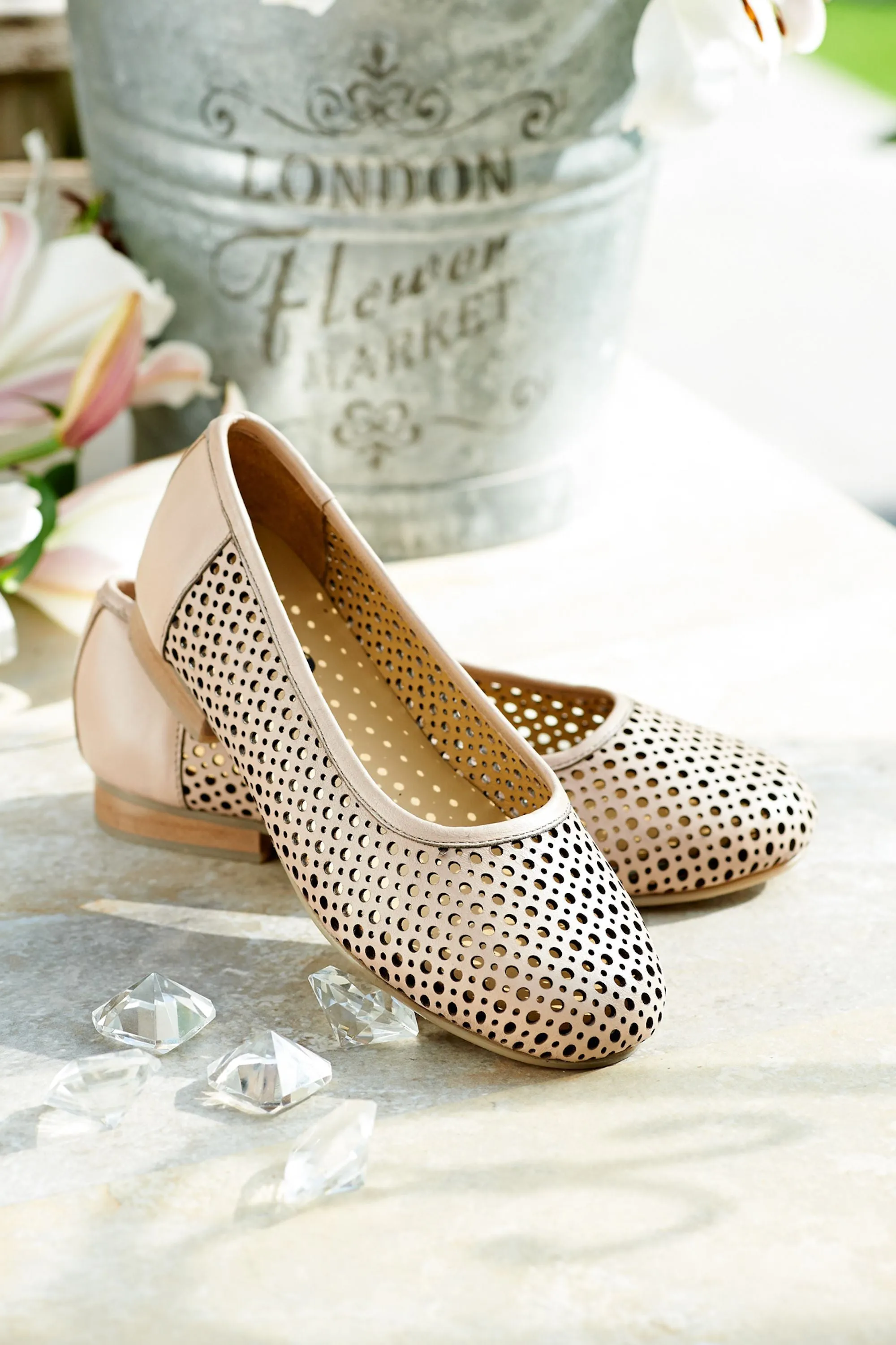 DB Wider Fit Women's Emmental Leather Pump Shoes Nude Pink