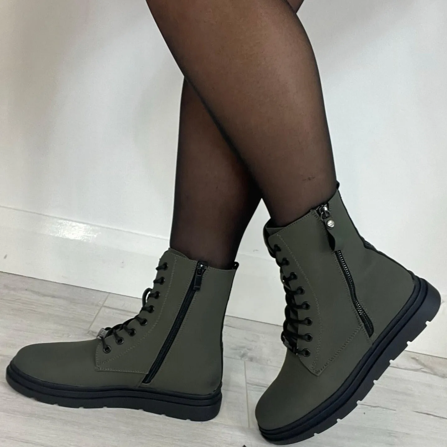Lloyd & Pryce 'For her' Mahon Green Lace Up Boots