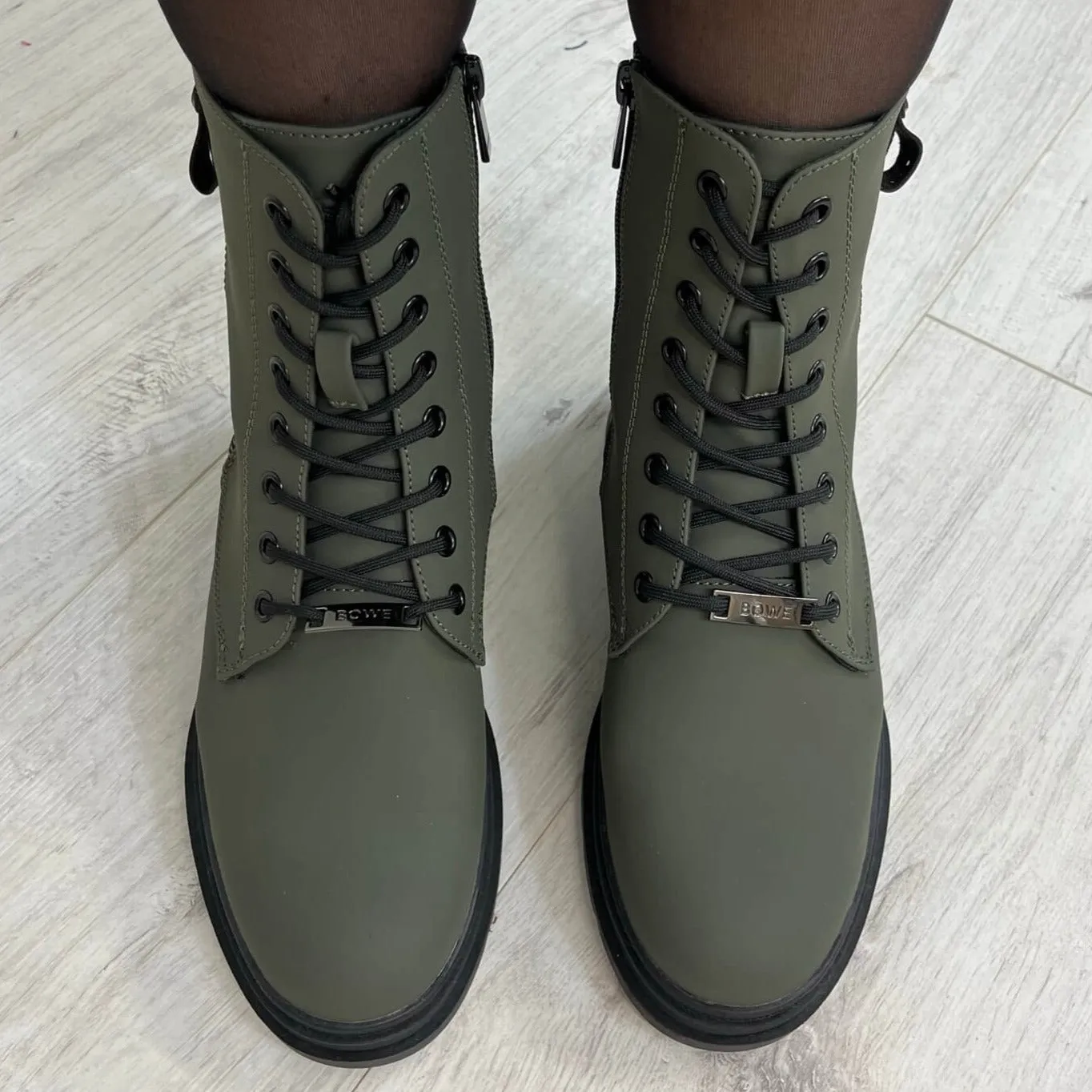 Lloyd & Pryce 'For her' Mahon Green Lace Up Boots