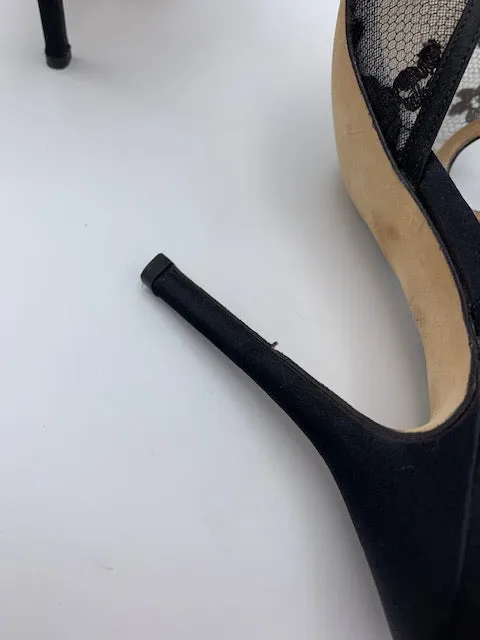 Oscar de la Renta lace heels