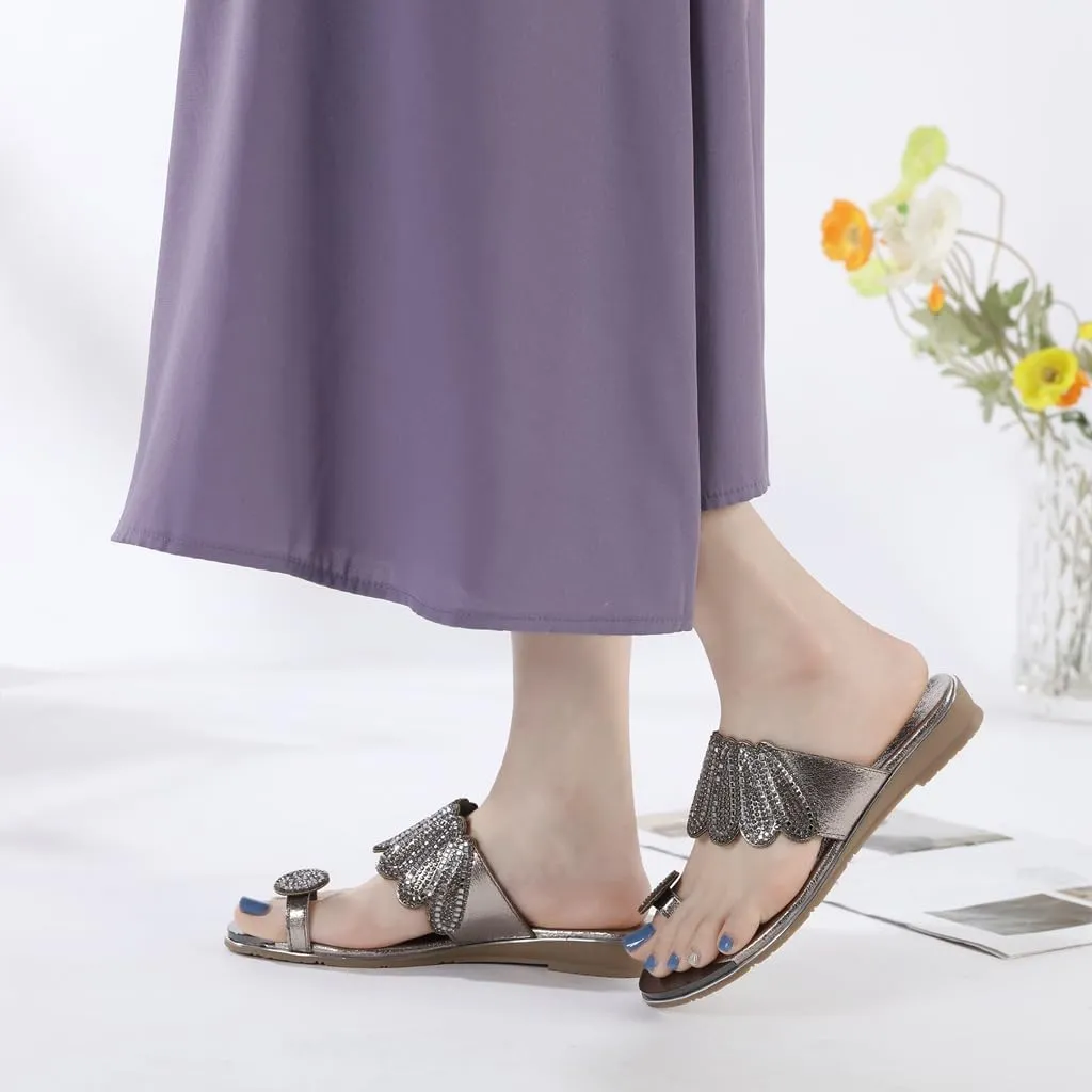Women's Sparkly Rhinestone Toe Ring Flat Sandals Comfort Embellished Flipflops Summer Beach Slide Sandal